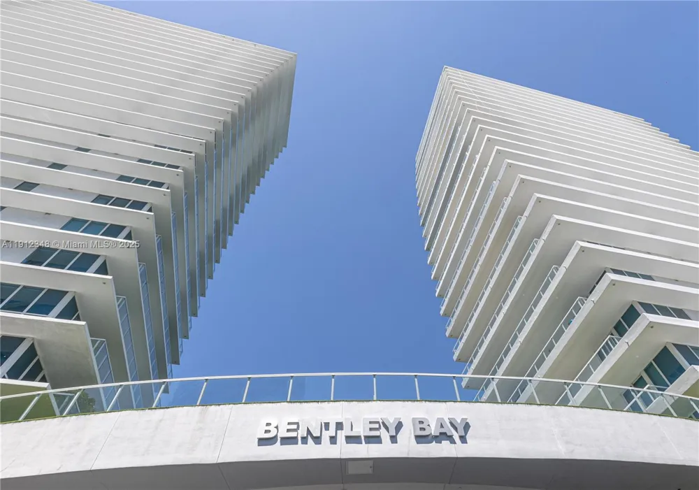 520 West Ave #1102 Miami Beach, FL 33139