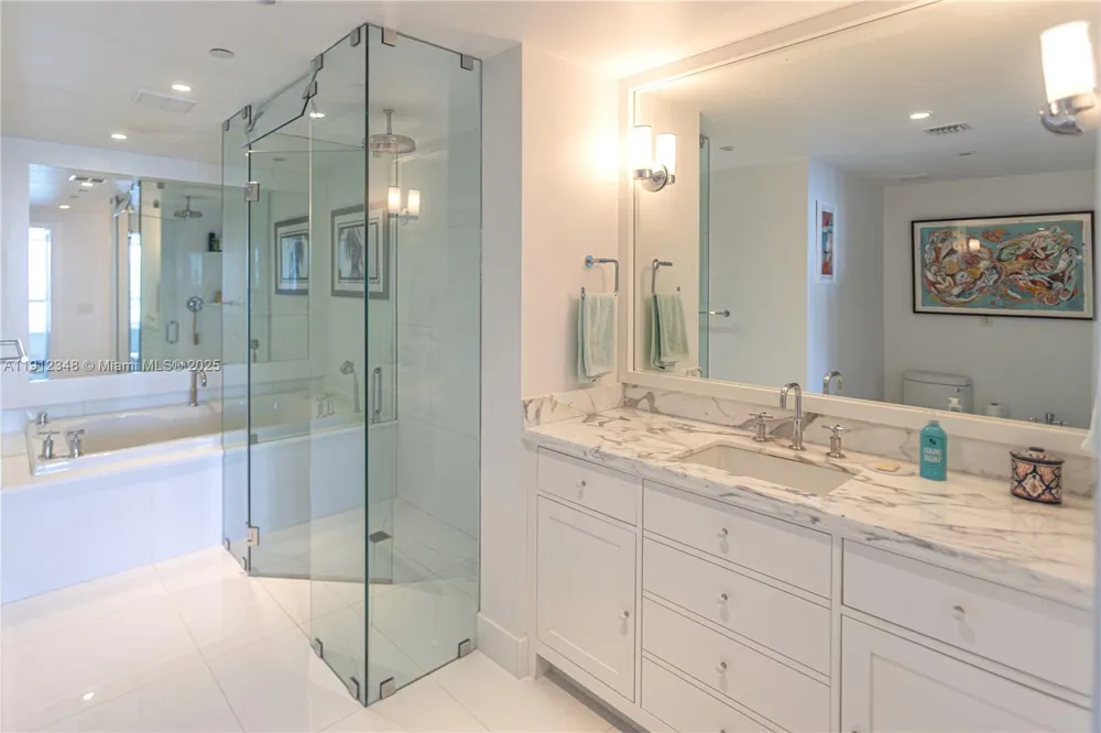 520 West Ave #1102 Miami Beach, FL 33139