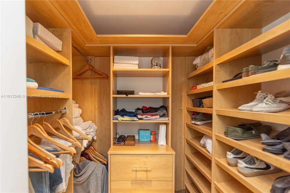 520 West Ave #1102 Miami Beach, FL 33139