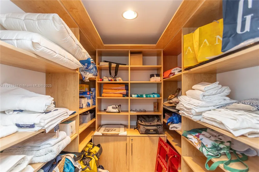 520 West Ave #1102 Miami Beach, FL 33139