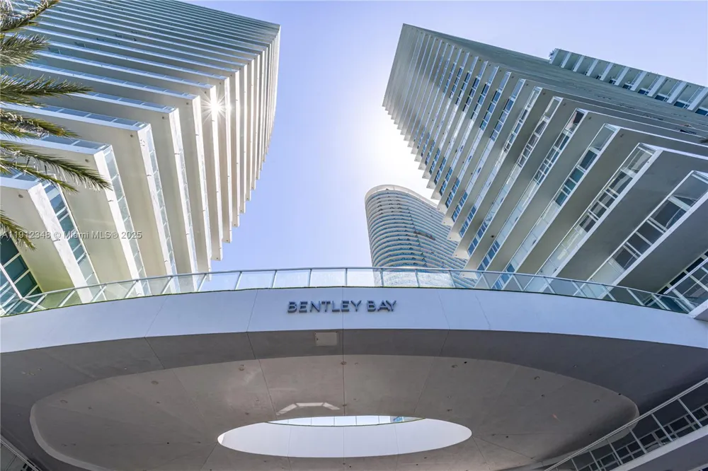 520 West Ave #1102 Miami Beach, FL 33139