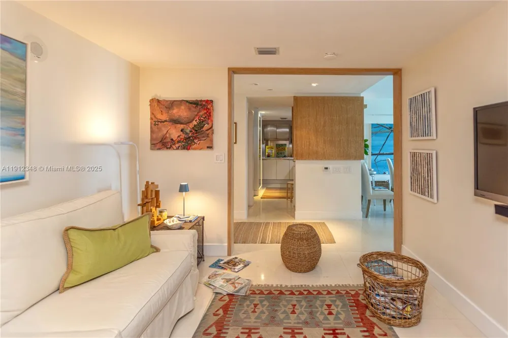 520 West Ave #1102 Miami Beach, FL 33139