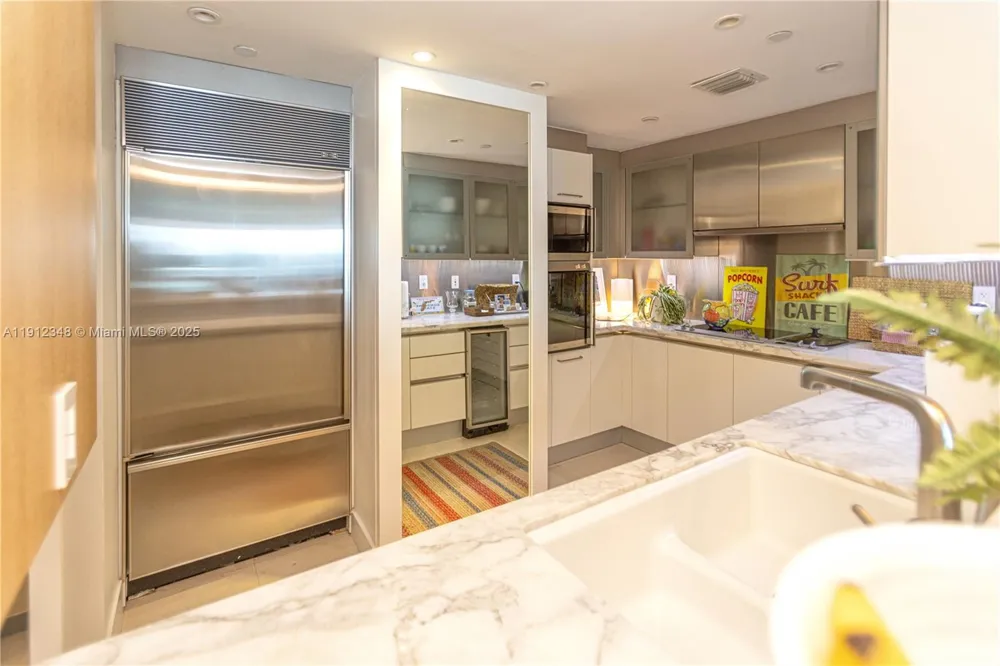 520 West Ave #1102 Miami Beach, FL 33139
