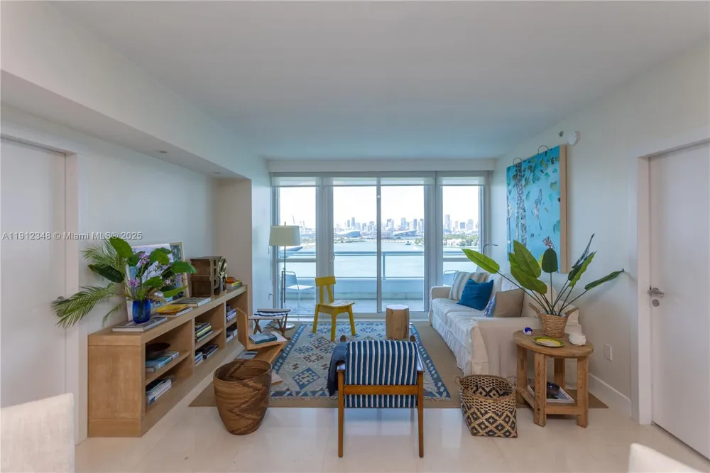 520 West Ave #1102 Miami Beach, FL 33139