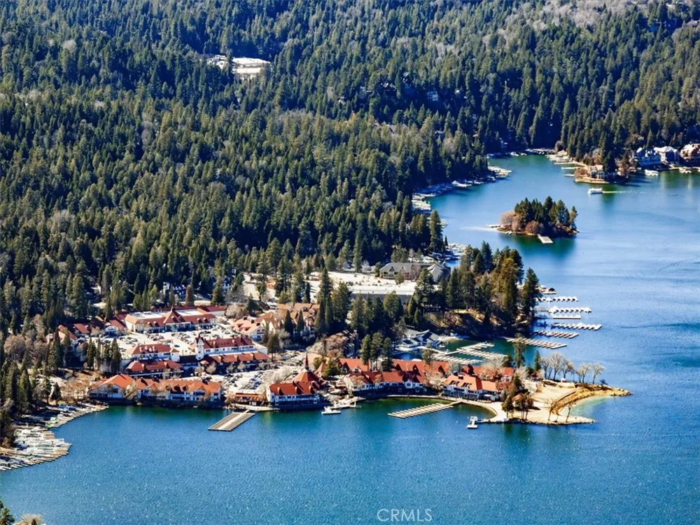 109 MILL POND Lake Arrowhead, CA 92352
