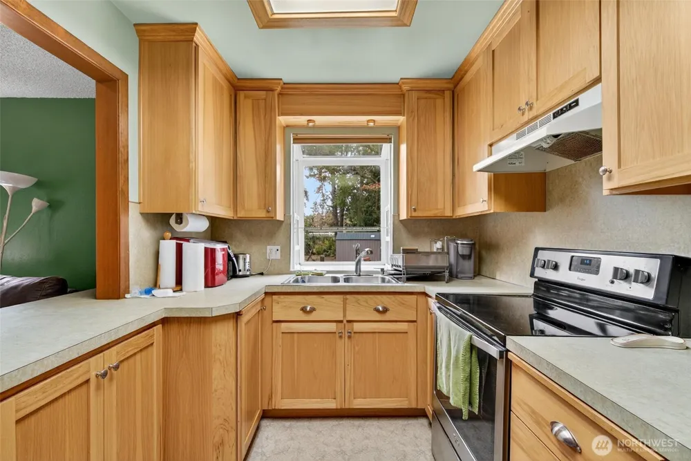 27501 R LANE Ocean Park, WA 98640