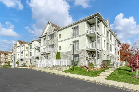 26 De Baun Avenue #104