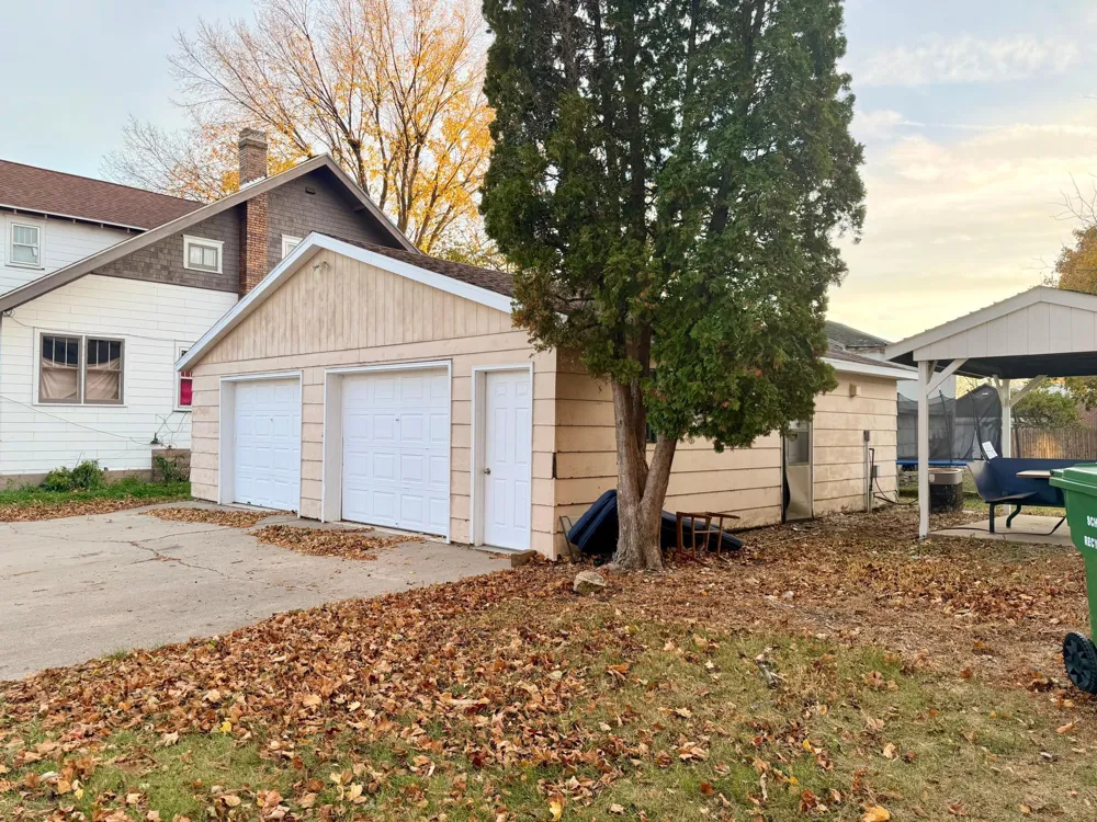 1224 4th Avenue Worthington, MN 56187