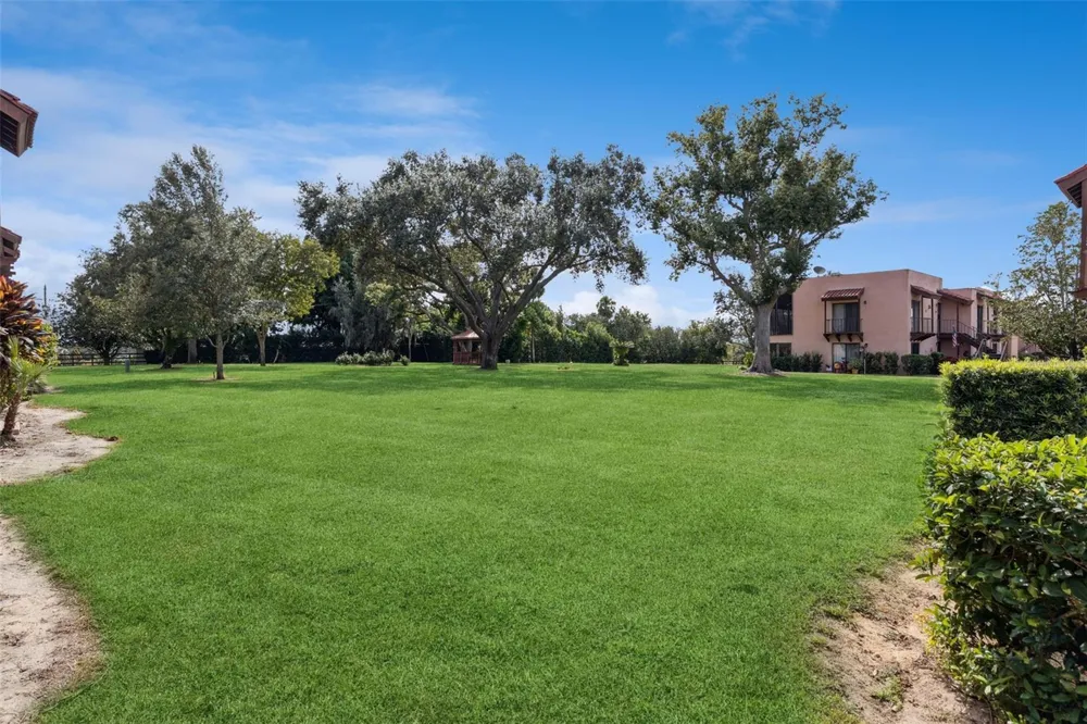 127 LA CASA #6 Lake Wales, FL 33898