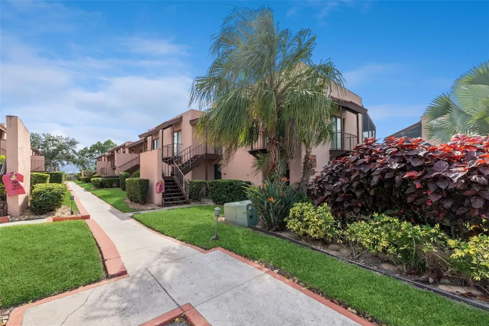 127 LA CASA #6 Lake Wales, FL 33898