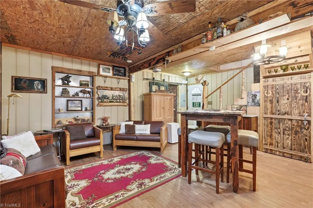 960 Riverview Road Spencer, VA 24165