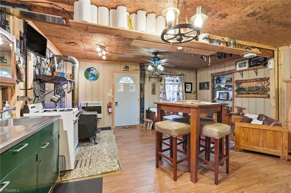 960 Riverview Road Spencer, VA 24165
