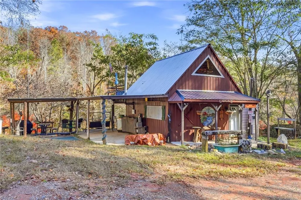 960 Riverview Road Spencer, VA 24165