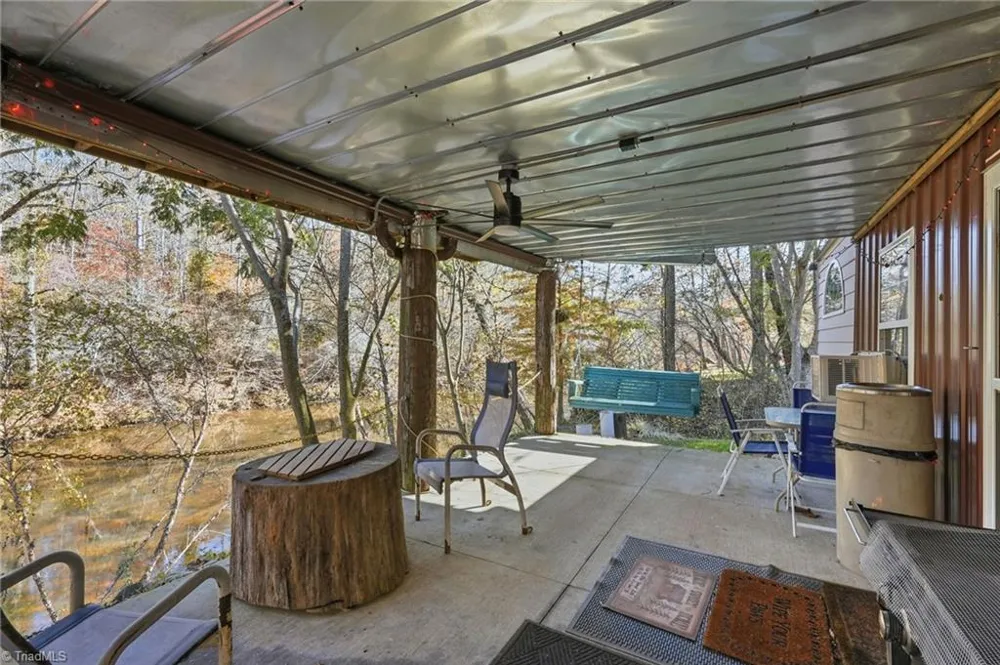 960 Riverview Road Spencer, VA 24165