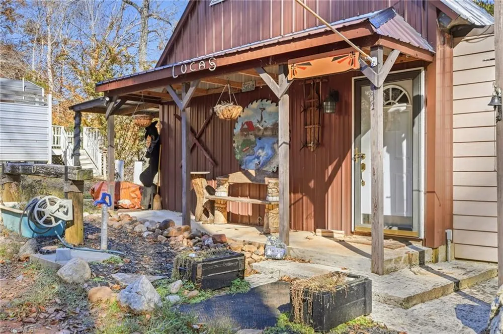 960 Riverview Road Spencer, VA 24165