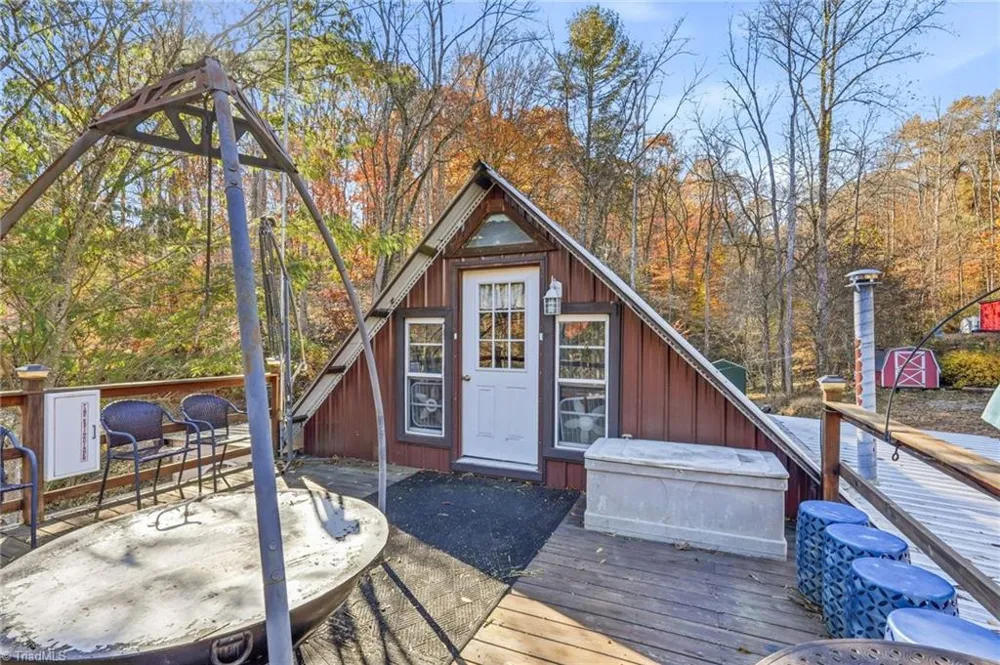 960 Riverview Road Spencer, VA 24165