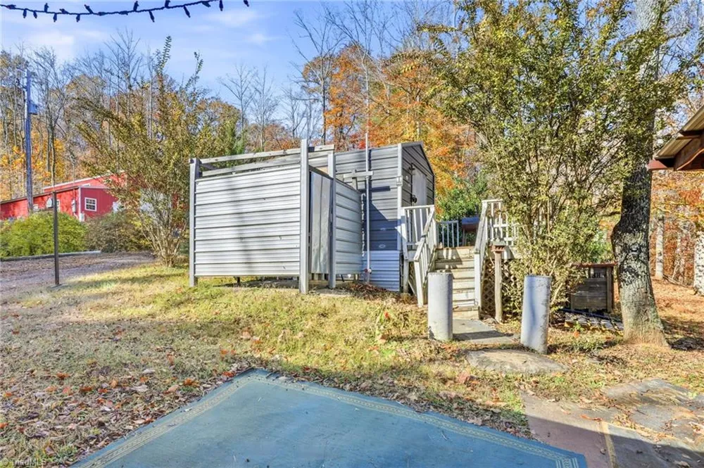 960 Riverview Road Spencer, VA 24165