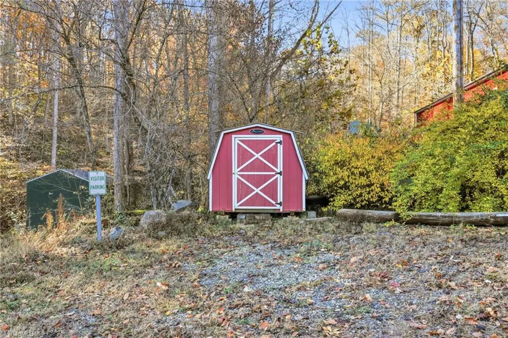 960 Riverview Road Spencer, VA 24165