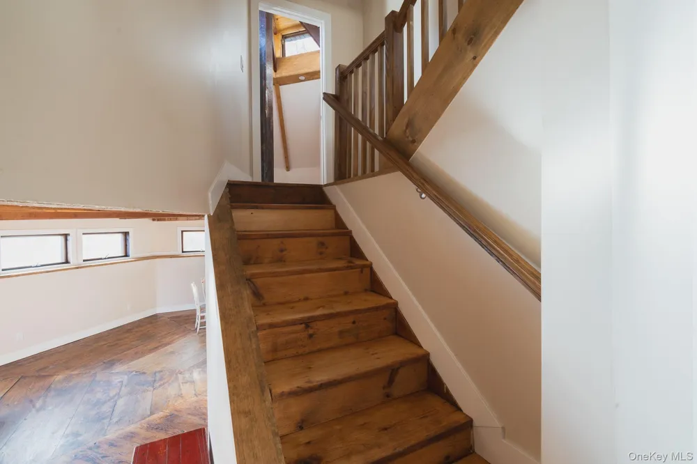 15 Deans Road Grahamsville, NY 12458