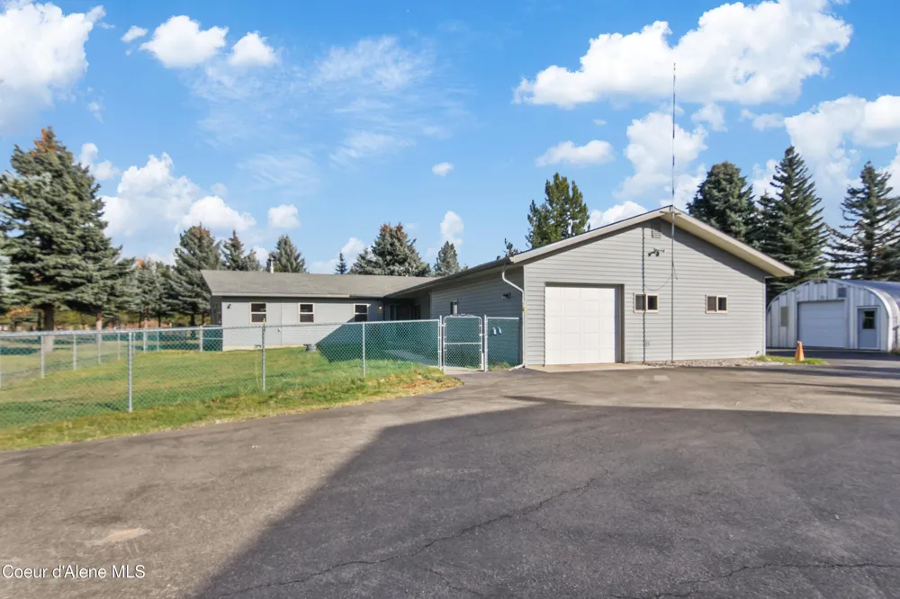 97 Three Sisters Dr. Athol, ID 83801