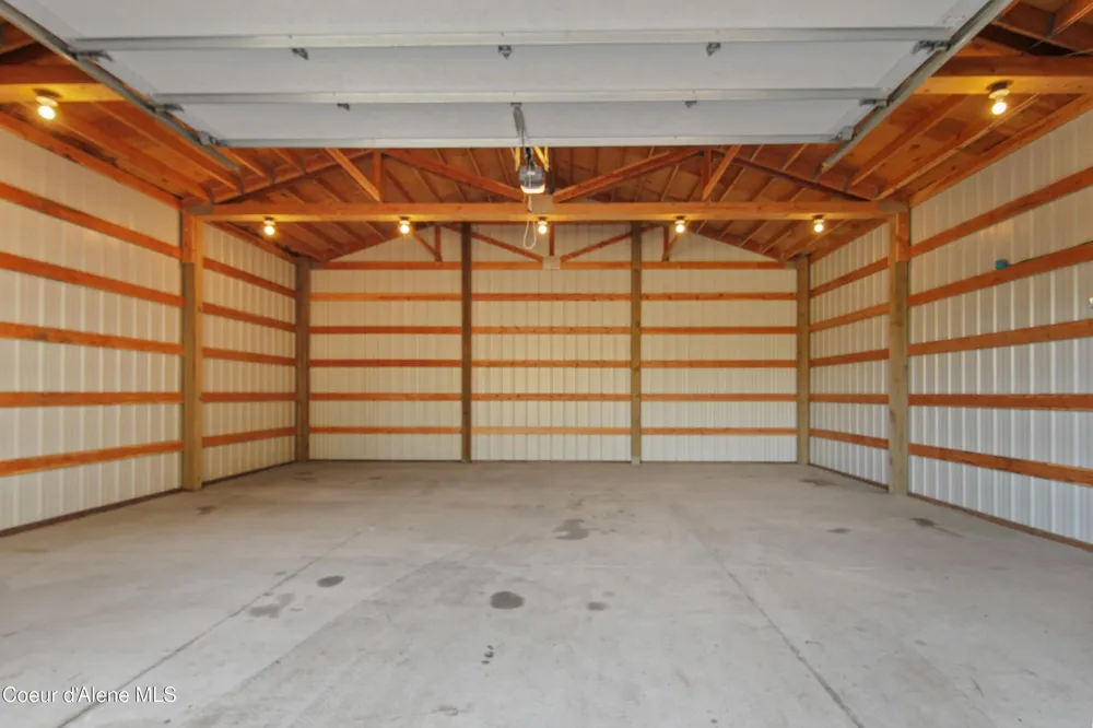 97 Three Sisters Dr. Athol, ID 83801