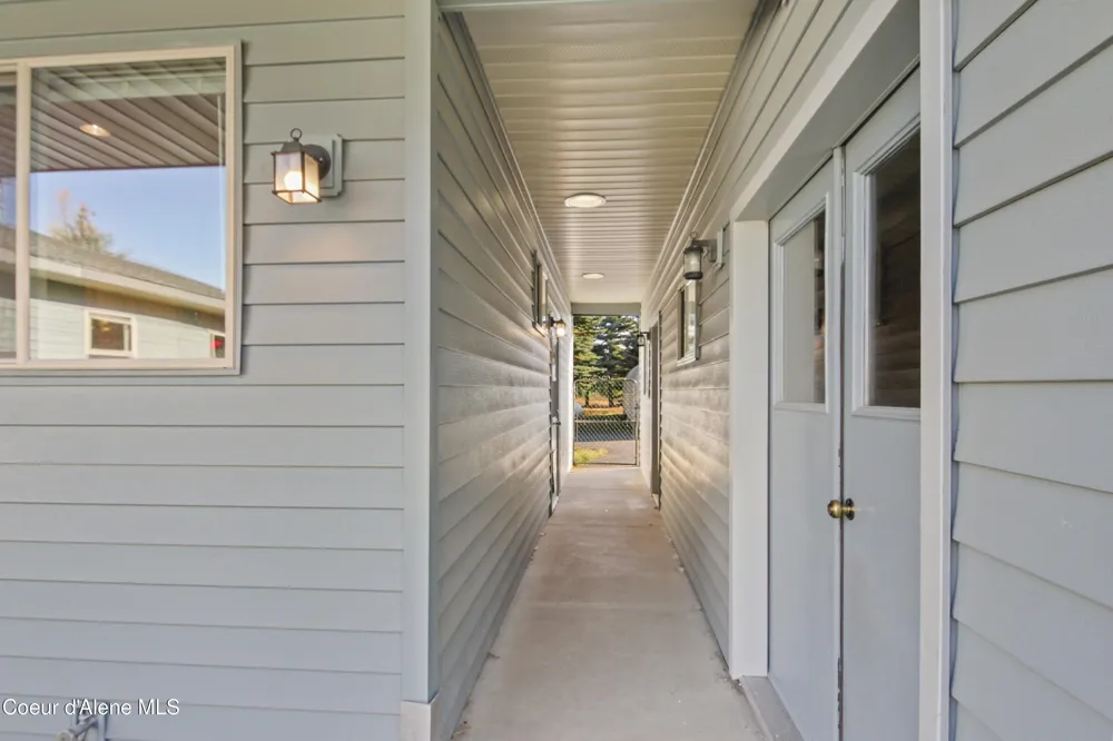 97 Three Sisters Dr. Athol, ID 83801