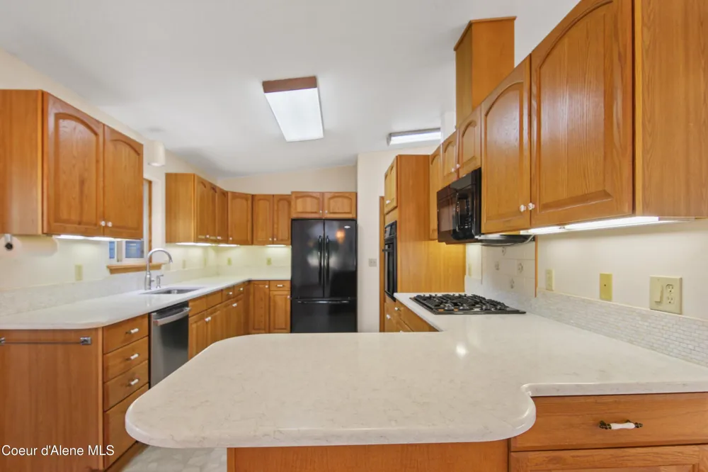 97 Three Sisters Dr. Athol, ID 83801