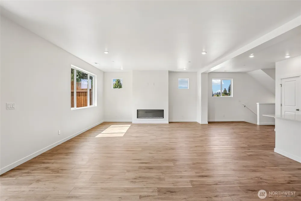 2422 128th Place SE #02 Everett, WA 98208