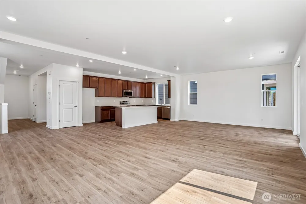 2422 128th Place SE #02 Everett, WA 98208
