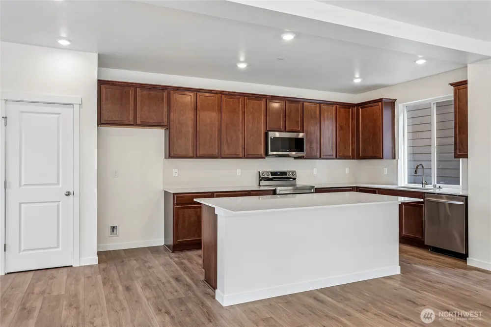 2422 128th Place SE #02 Everett, WA 98208