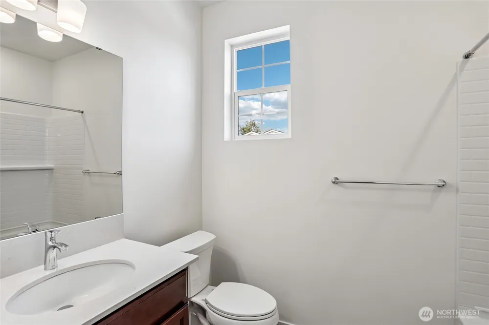 2422 128th Place SE #02 Everett, WA 98208