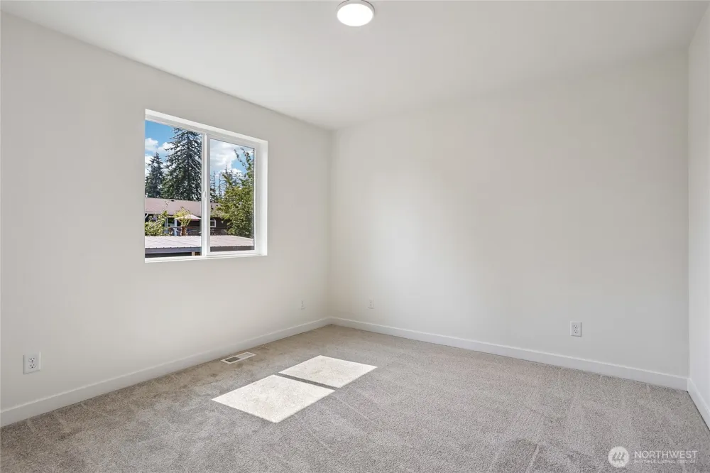 2422 128th Place SE #02 Everett, WA 98208