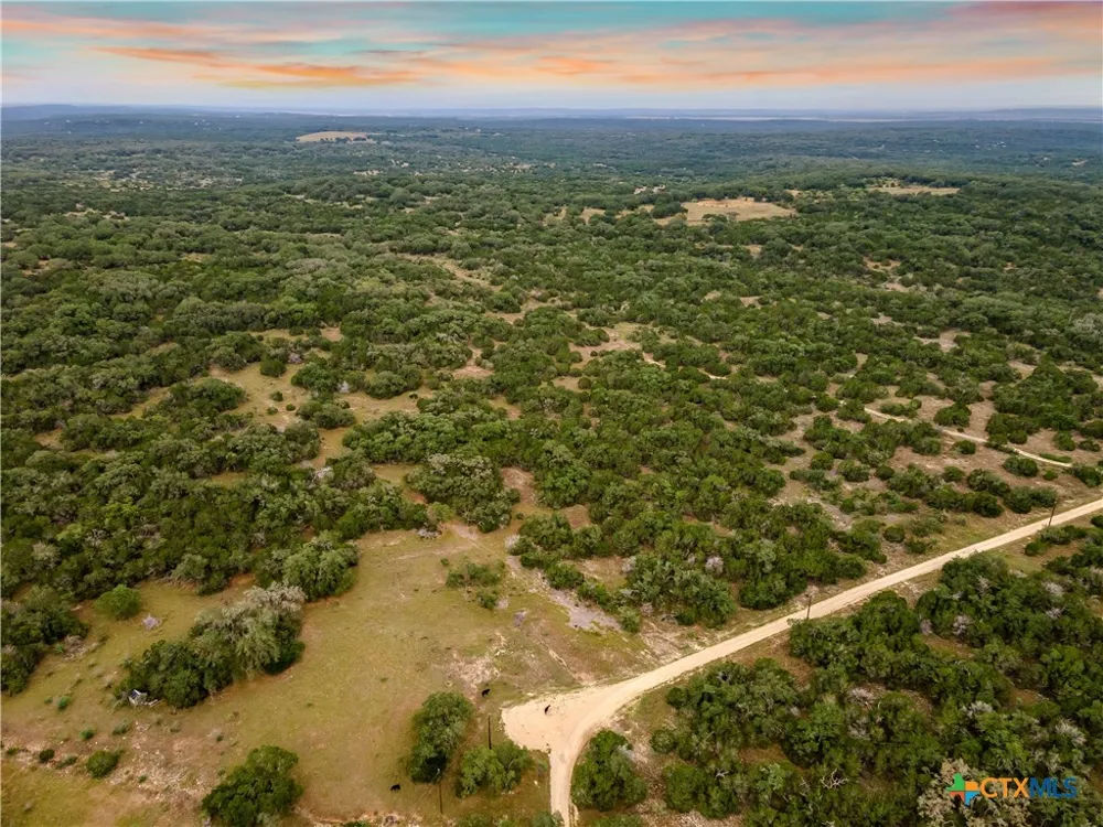 35 Pr 2533 Mico, TX 78056
