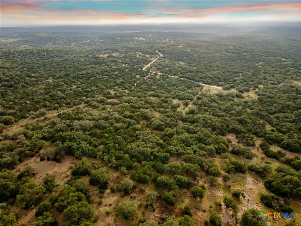 35 Pr 2533 Mico, TX 78056