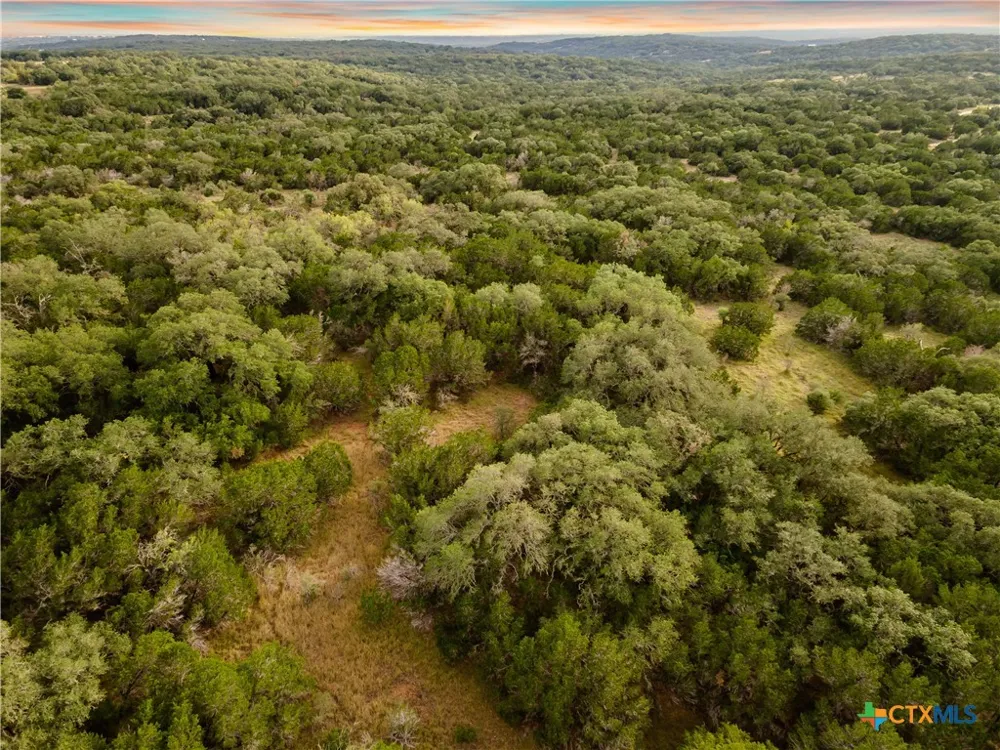 35 Pr 2533 Mico, TX 78056