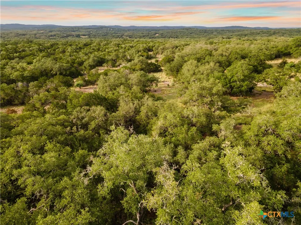 35 Pr 2533 Mico, TX 78056