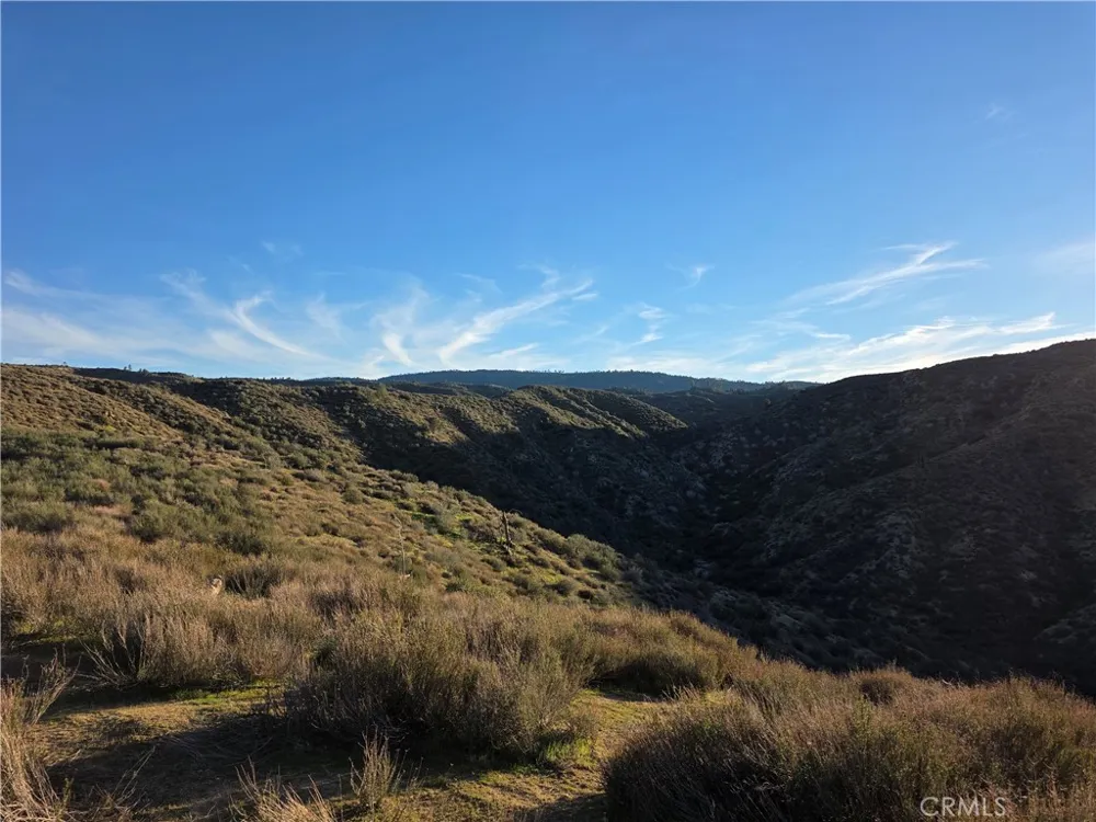 25 3Points Lake Hughes, CA 93532