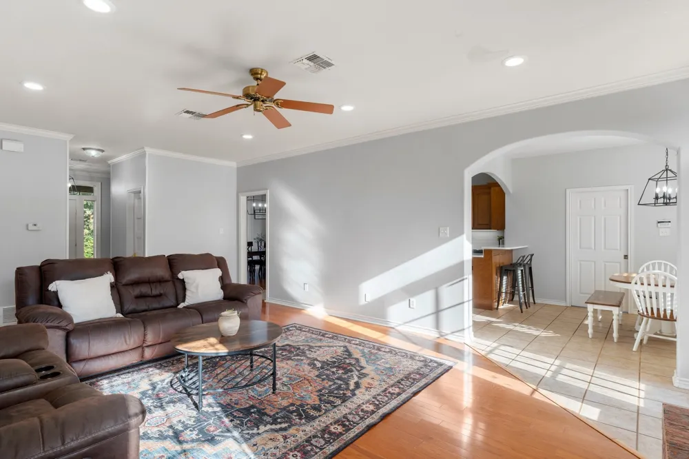 6335 County Road 3602 Bullard, TX 75757