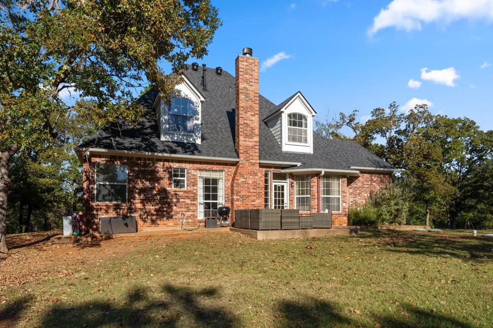 6335 County Road 3602 Bullard, TX 75757