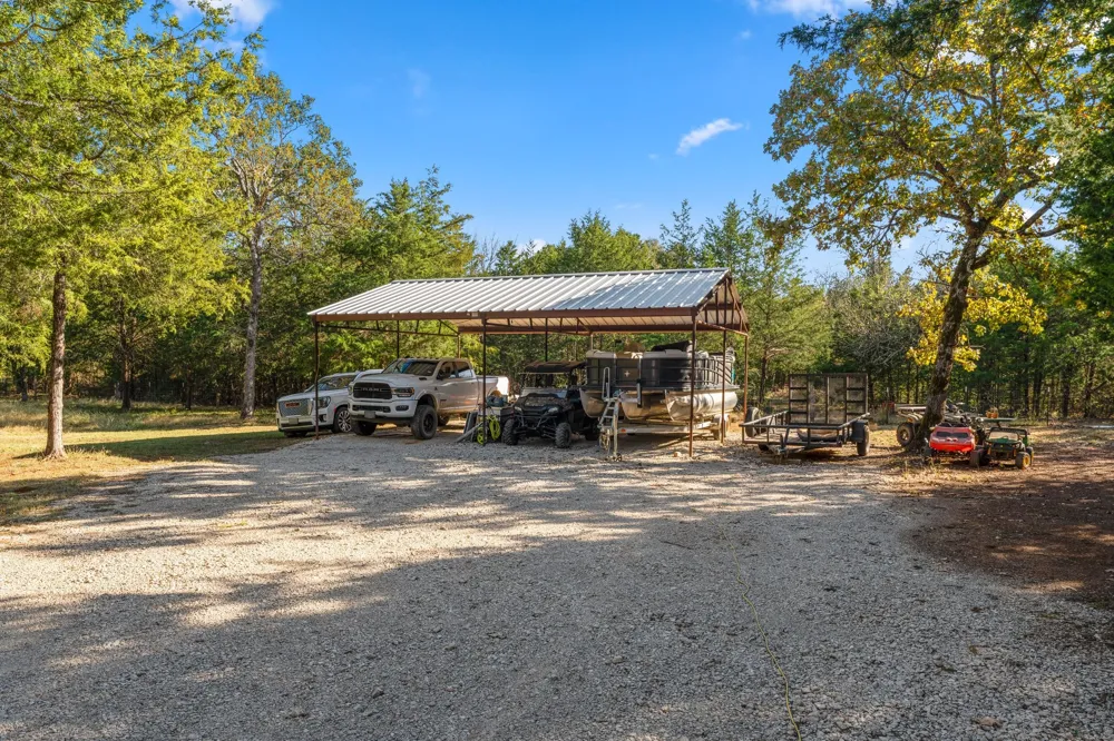 6335 County Road 3602 Bullard, TX 75757