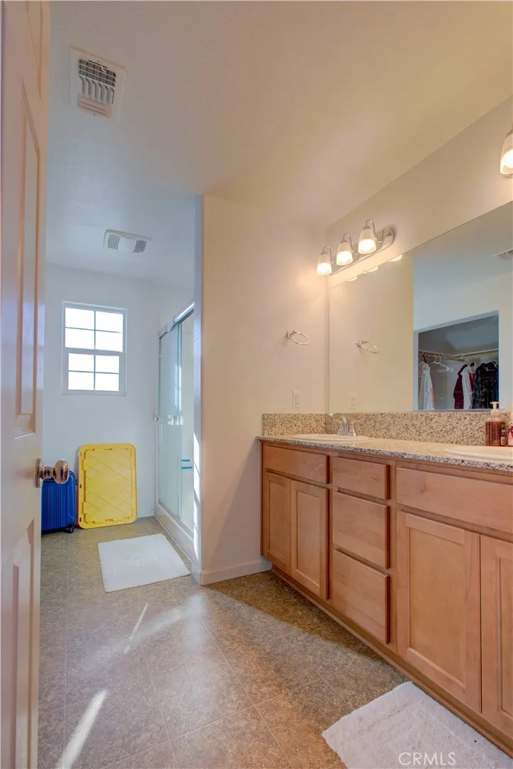 2010 Conadria Ave Chowchilla, CA 93610