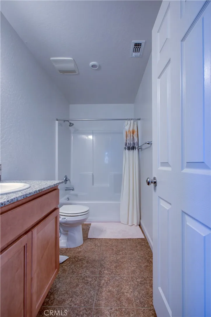 2010 Conadria Ave Chowchilla, CA 93610