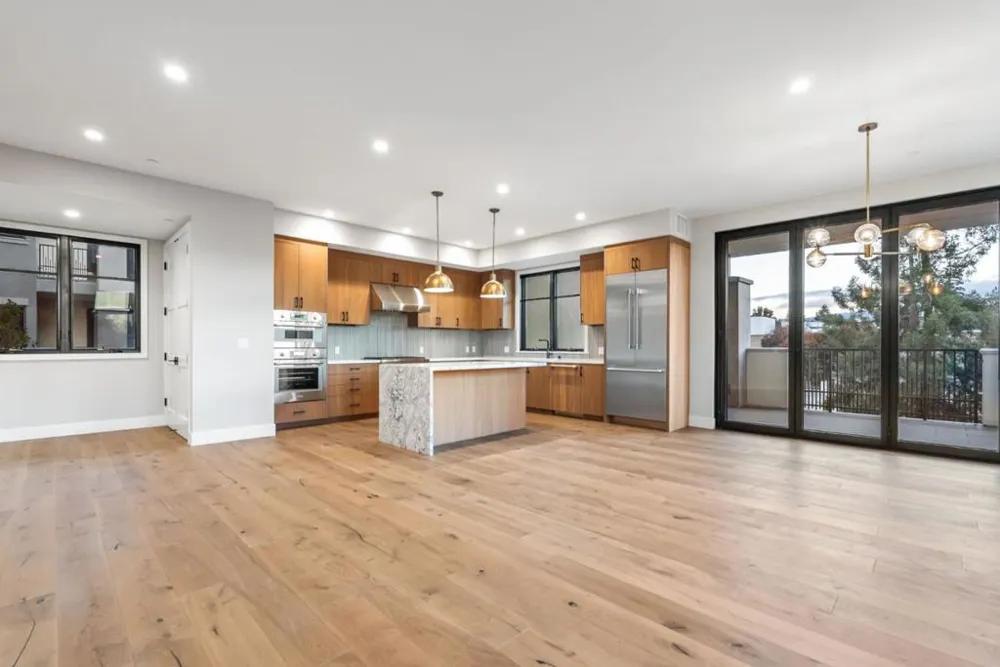 231 Hope Street Mountain View, CA 94041