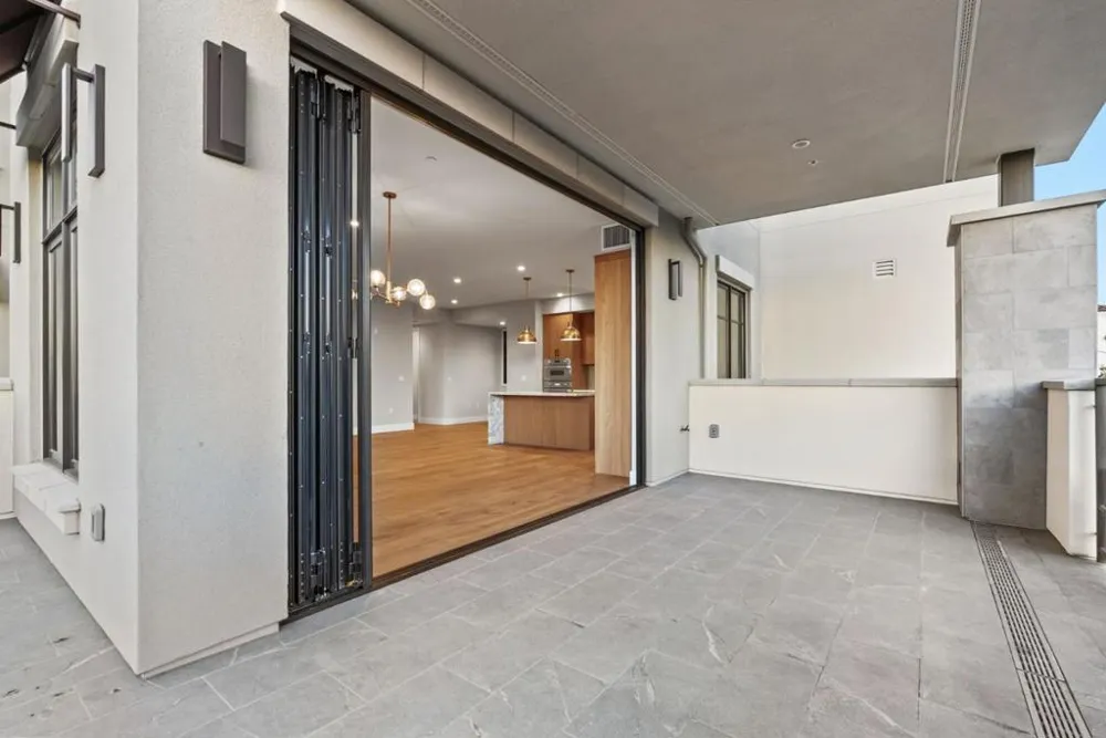 231 Hope Street Mountain View, CA 94041