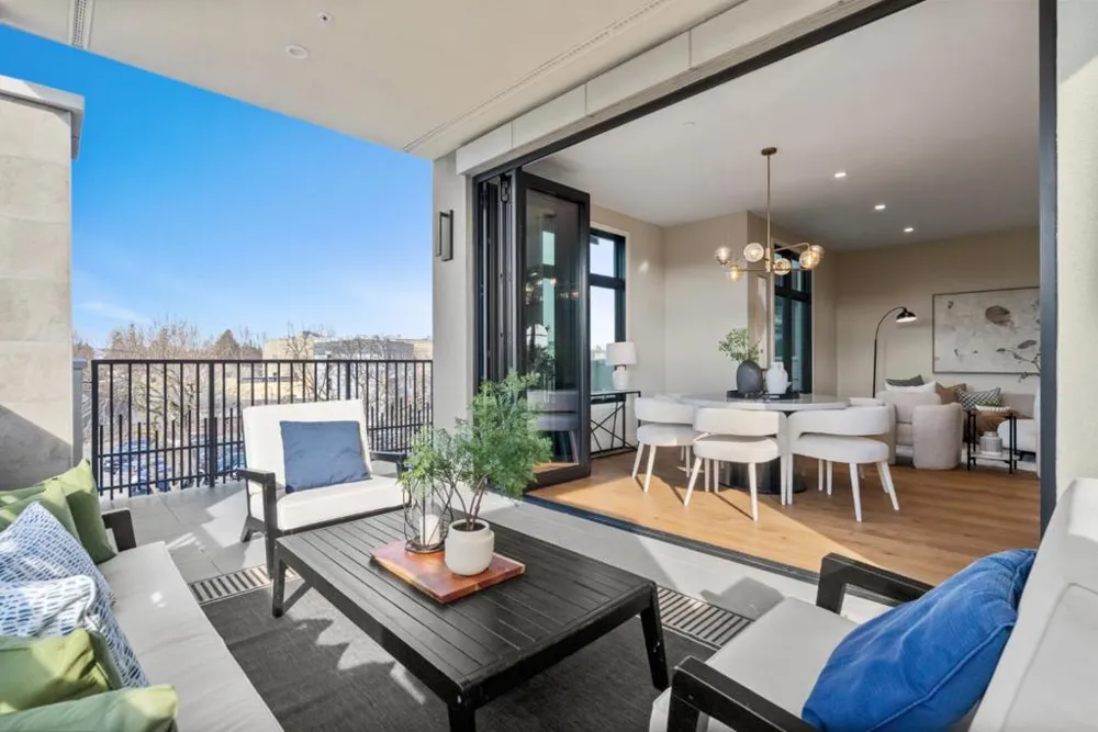 231 Hope Street Mountain View, CA 94041