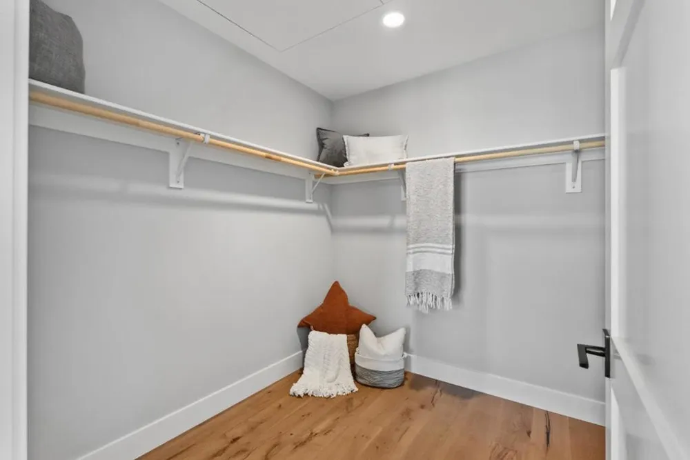 231 Hope Street Mountain View, CA 94041