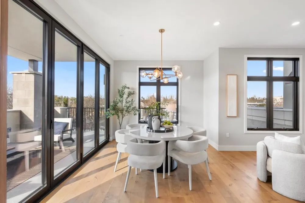 231 Hope Street Mountain View, CA 94041