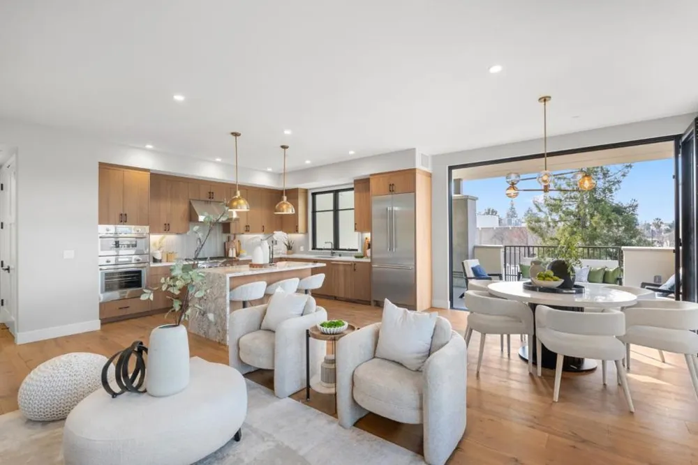 231 Hope Street Mountain View, CA 94041