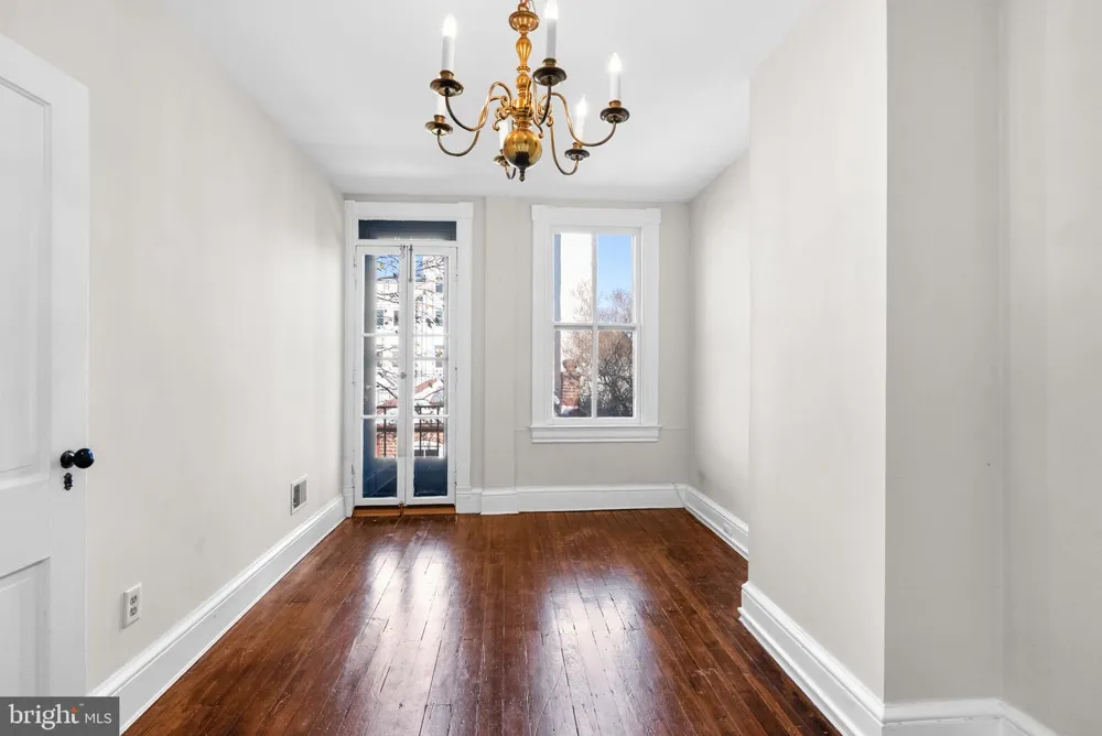 812 E STREET SE Washington, DC 20003
