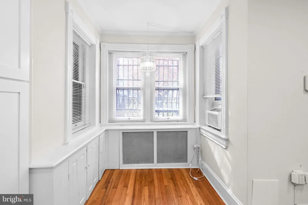 812 E STREET SE Washington, DC 20003